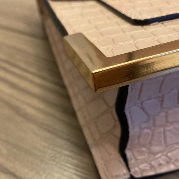 *NWOT* ALDO croc nude handbag - Picture 6 of 8